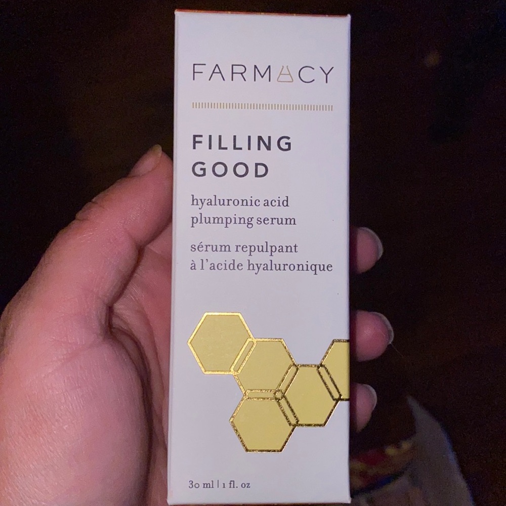 Farmacy filling good hydraluronic acid plumping serum